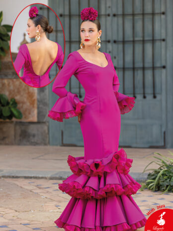 Traje de Flamenca Blanco con Volantes Plisados y Escote en V [MOD 2619]